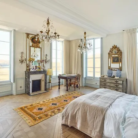 Chateau De La Riviere * Thomery